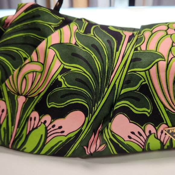 Rare Vintage Prada Medium Clutch in Pink Tulip Green Floral Silk Fabric - Picture 8 of 16